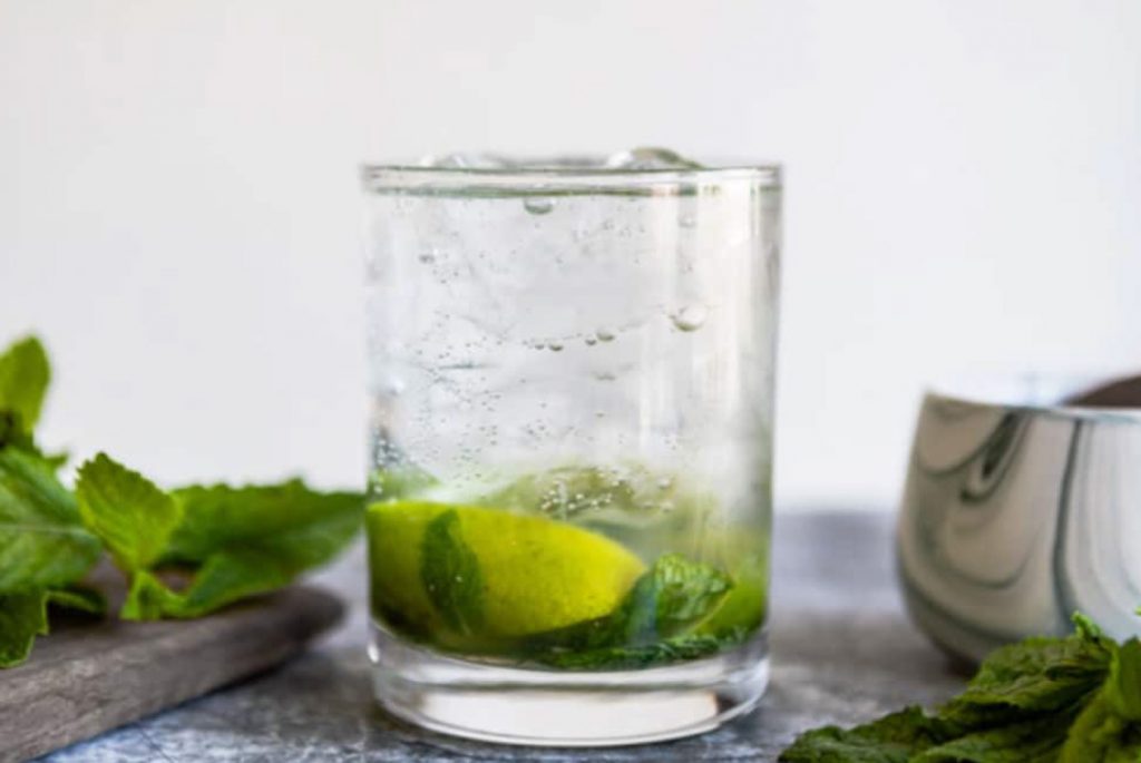 photo of a mojito mocktail